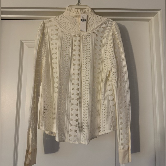 button down - lace - Picture 2 of 3